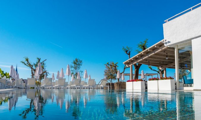 Zwembad van Hotel Golden Mar Menuda aan de Costa Brava