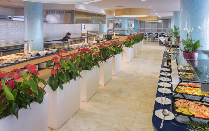 Buffet in het restaurant van Hotel Tahiti Playa aan de Costa Brava