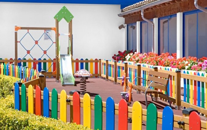 Speeltuin van Hotel Tahiti Playa aan de Costa Brava