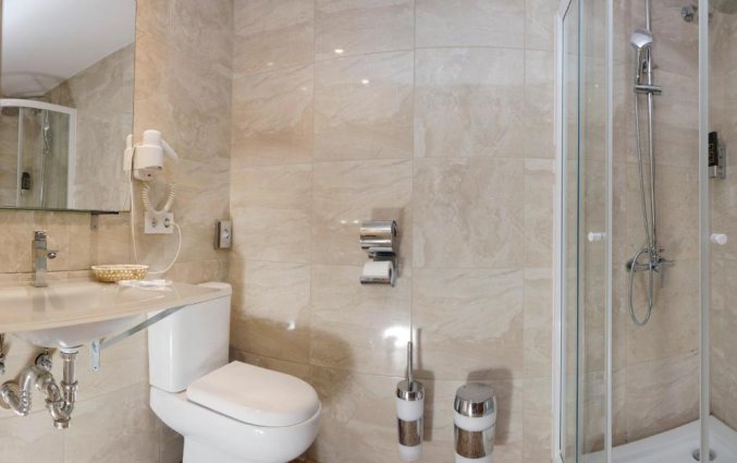 Badkamer van Hotel Santa Ponsa Pins op Mallorca