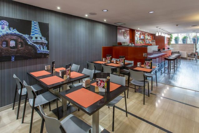 Ontbijtzaal van Hotel Catalonia Park Güell in Barcelona