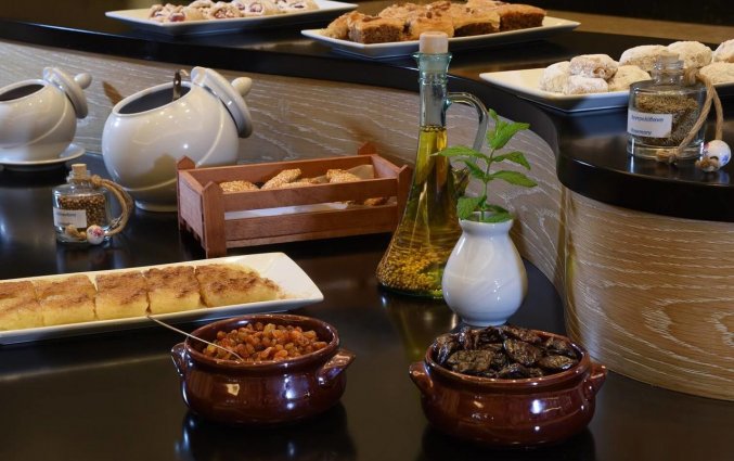 Ontbijtbuffet van Hotel Poseidon in Athene