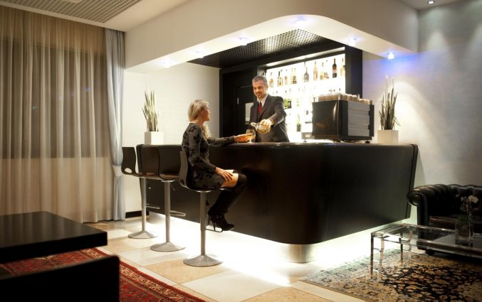 Bar van hotel Montresor Palace in Verona