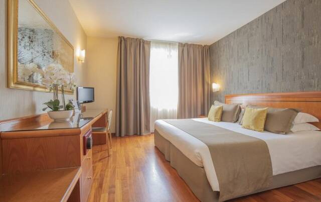 Tweepersoonskamer van hotel Montresor Palace in Verona