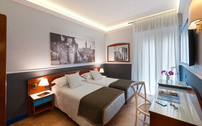 Tweepersoonskamer van hotel Mastino in Verona