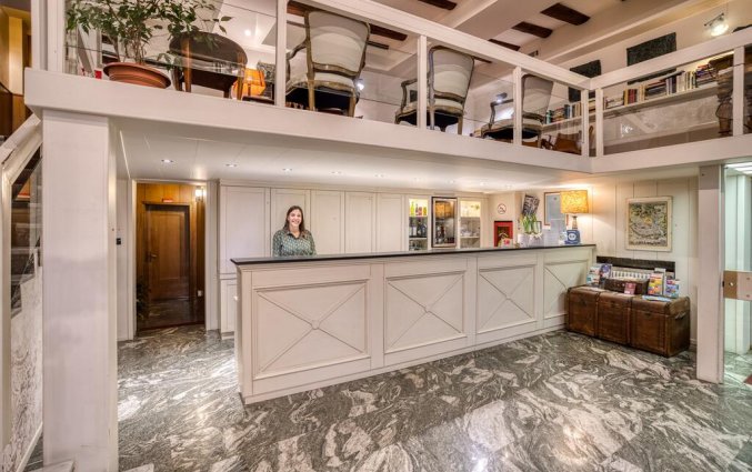 Receptie van hotel Scalzi Verona