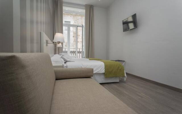 Kamer met extra slaapbank van Hotel San Lorenzo Boutique Valencia