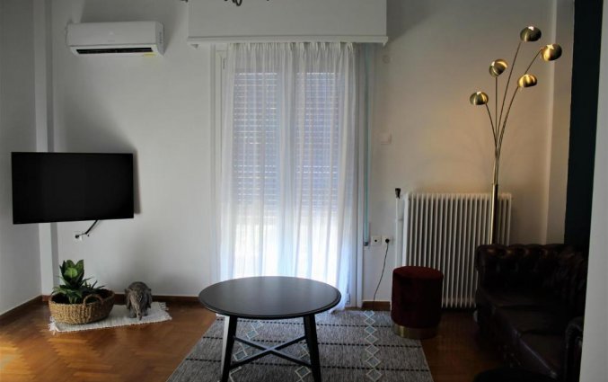 Zitgedeelte in appartement van Hotel Be My Guest Athens