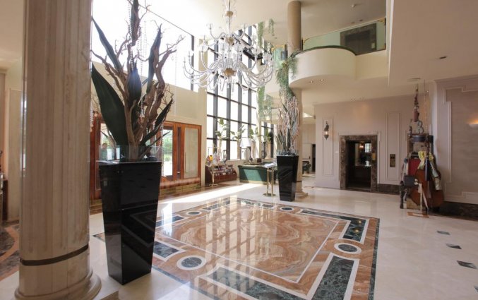 Ingang van Hotel Leon d'Oro Verona