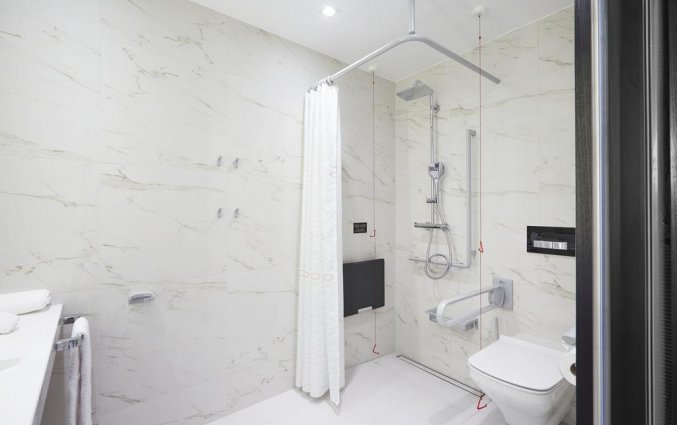 Badkamer van hotel Hilton Tallinn Park Tallinn