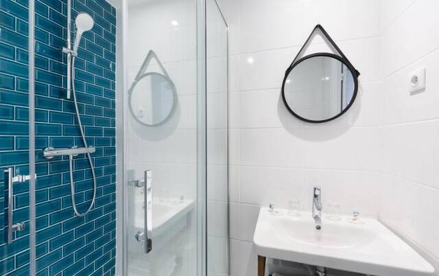Badkamer van Hotel Nap By HappyCulture Nice