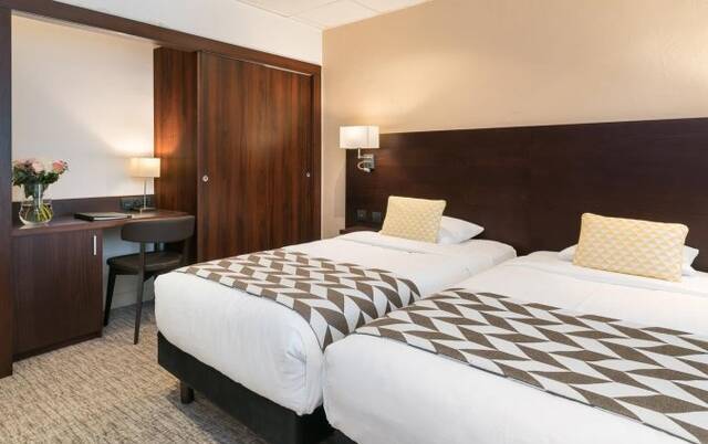 Tweepersoonskamer van Hotel Locarno Nice