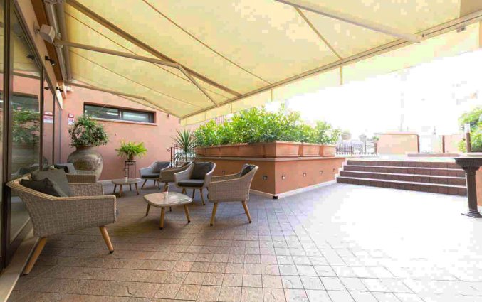 Terras van Hotel Artemis op Sicilie