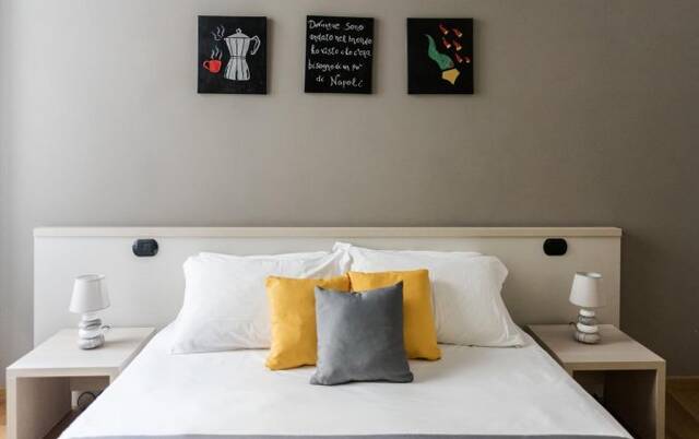 Tweepersoonskamer van AppartementenHermes Inn Napoli in Napels