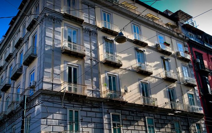 Gebouw van Bed & Breakfast Art Suite Principe Umberto in Napels