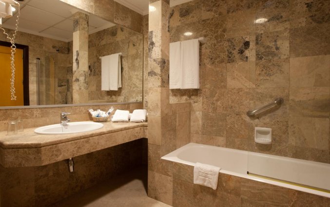 Badkamer van Hotel Don Curro in Malaga