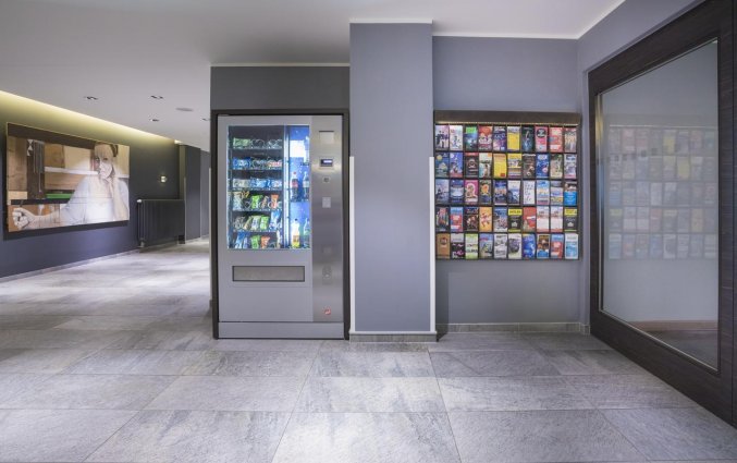 Snackautomaat van Hotel Select Berlin The Wall in Berlijn