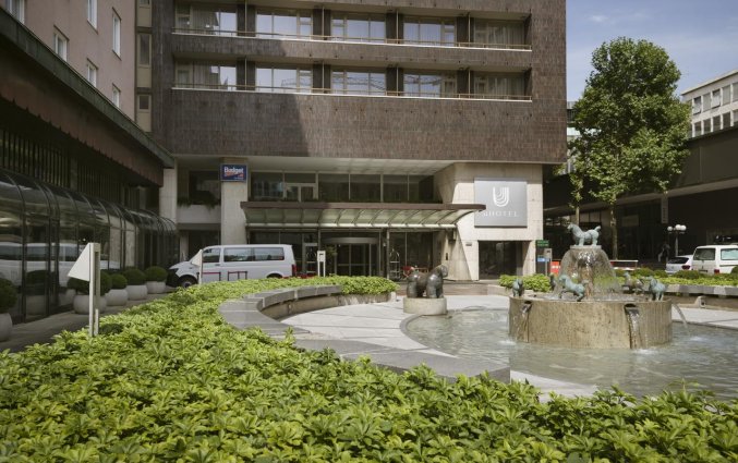 Gebouw van het uHotel in Ljubljana