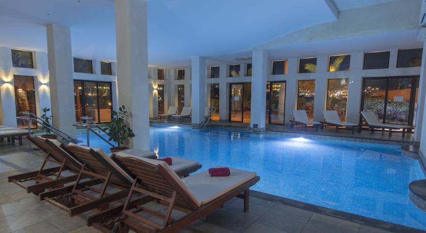 Resort The Ramla Bay