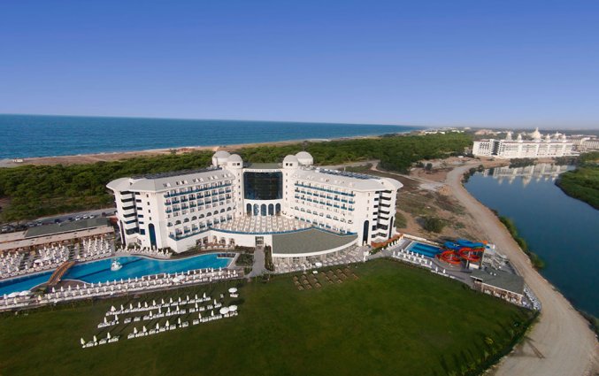 Resort & Spa Water Side