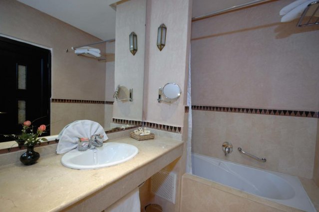 Badkamer in kamer van Kasbah Hotel & Spa in Marrakech