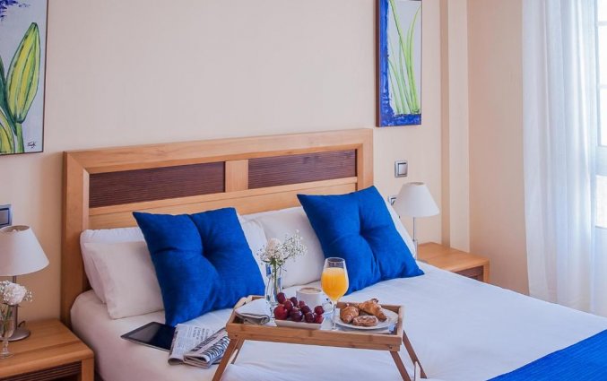 Double Ona Ogisaka Garden