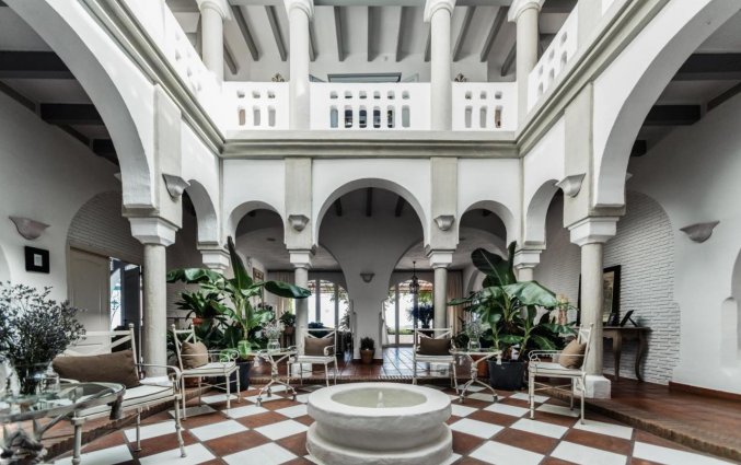 Binnenplaats Hotel B Bou Cortijo Bravo