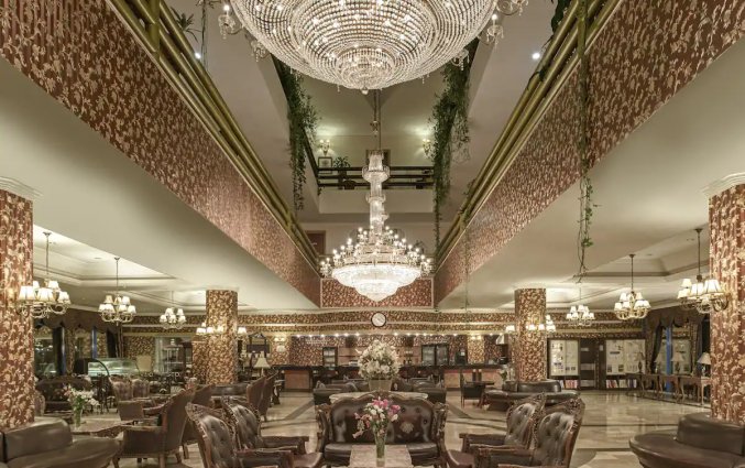 Lobby van Hotel & Resort Botanik in Side