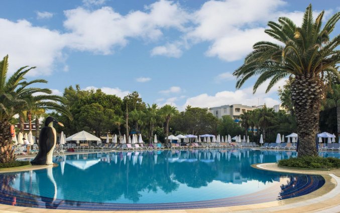 Zwembad van Hotel & Resort Botanik in Side