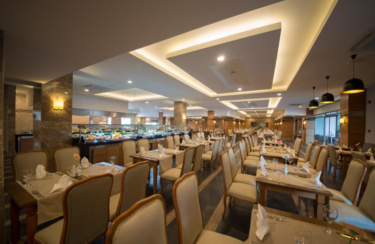 Restaurant Wyndham Garden Lara