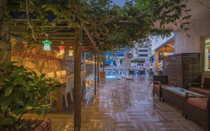 Tuin van Hotel Club Big Blue Suite in Alanya