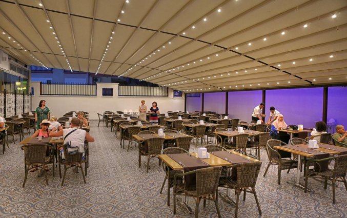 Restaurant van Hotel Blue Wave Suite in Alanya
