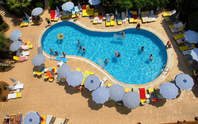 Zwembad van Hotel Artemis Princess in Alanya