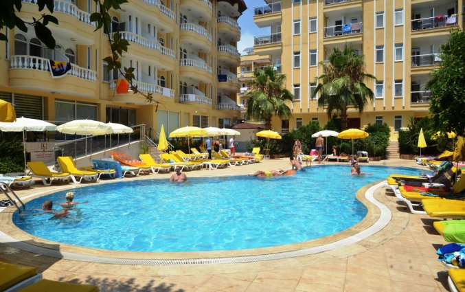 Zwembad van Hotel Artemis Princess in Alanya