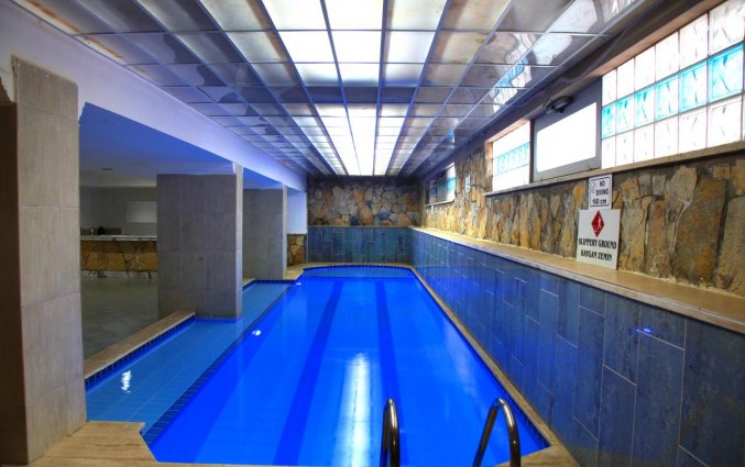 Binnenzwembad van Hotel Kahya in Alanya