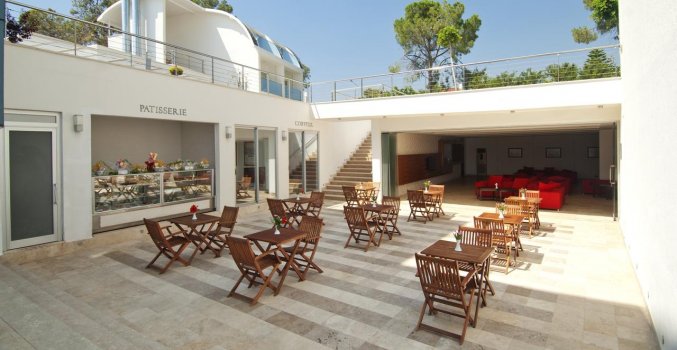 Cafe van Hotel Yalihan Una