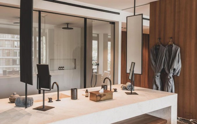 Badkamer van hotel OKU Ibiza