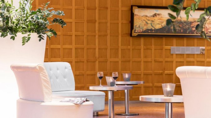 Bar restaurant van Hotel Dorint City in Salzburg