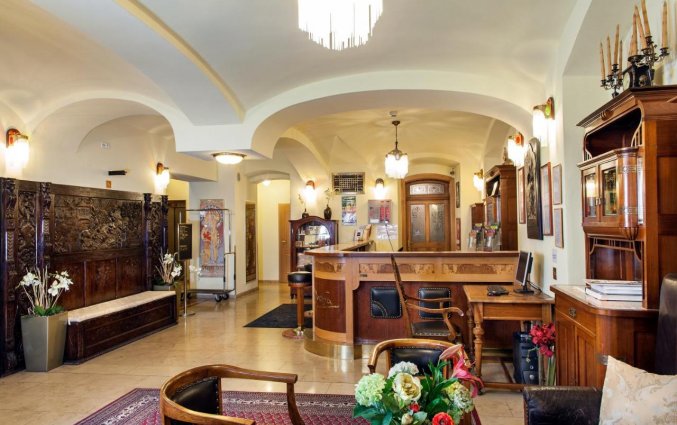 Lobby van Hotel Mucha Praag