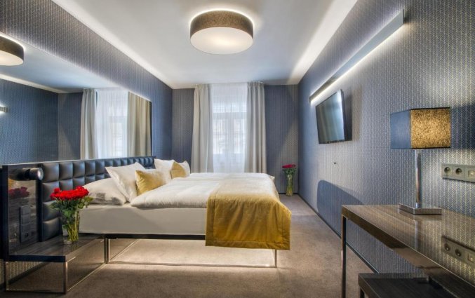 Tweepersoonskamer van Hotel Mucha Praag 