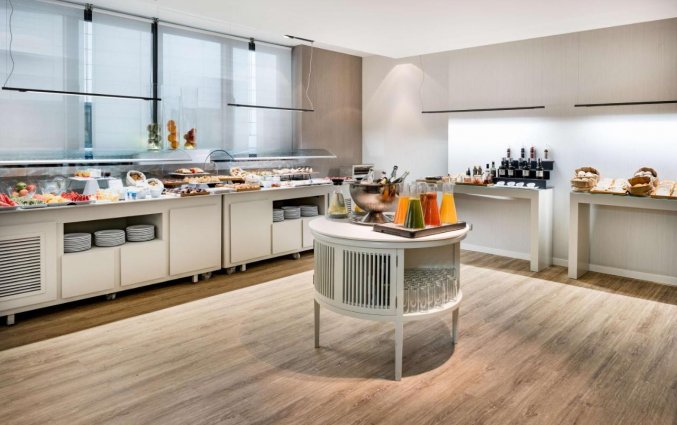 Ontbijtzaal van NH Collection Lisboa Liberdade Lissabon