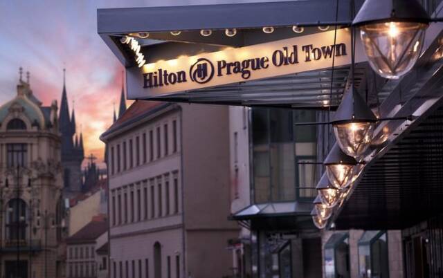 Gebouw van Hilton Prague Old Town Praag