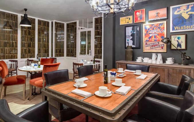 Ontbijtzaal bij Boutique Hotel H10 Montcada