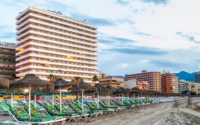 Strand bij Apartamentos Stella Maris (Marcari SL) Fuengirola