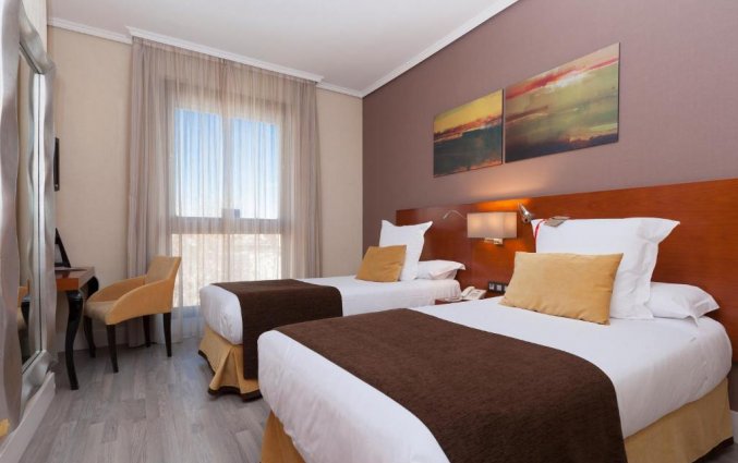 Tweepersoonskamer van Hotel Puerta de Toledo Madrid