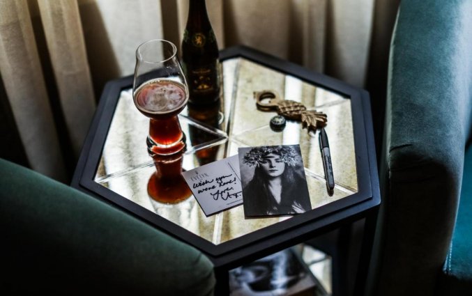 Tafel van hotel Evelyn