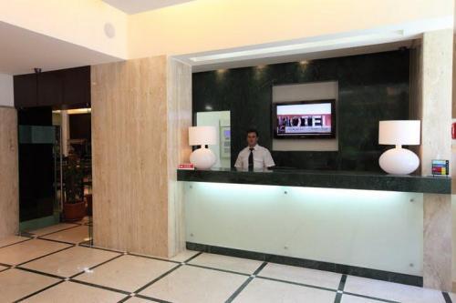 Receptie van Hotel Turim Restauradores in Lissabon