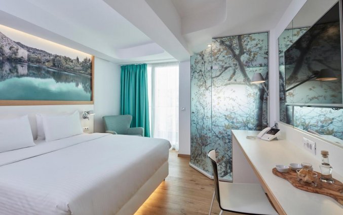 Double Olive Green Hotel