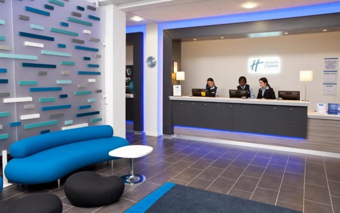 Receptie van hotel Holiday Inn Express Manchester City Men Arena