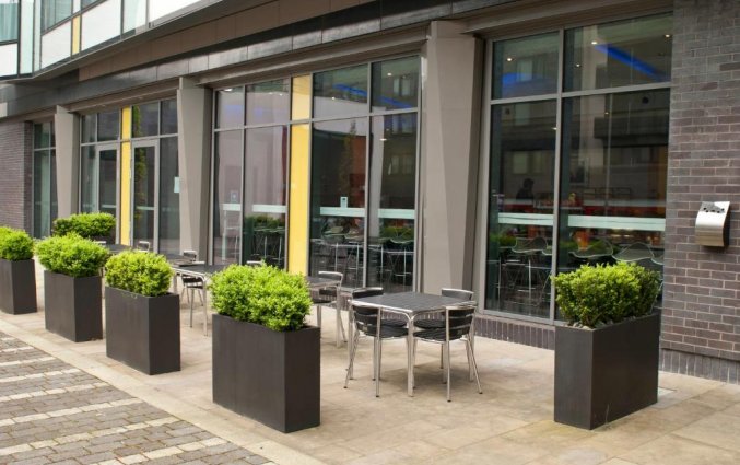 Terras van hotel Holiday Inn Express Manchester City Men Arena